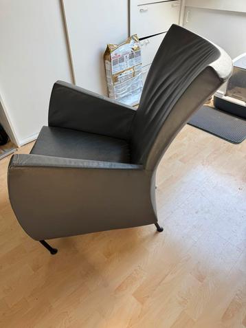 2x Montis Windy Fauteuils - Opknappers beschikbaar voor biedingen