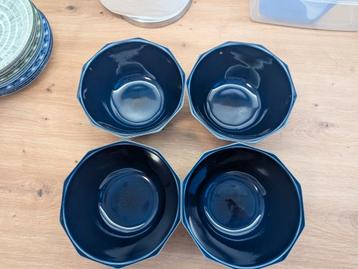 Ikea borden en schalen beschikbaar voor biedingen