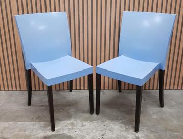 26 x Kembo Kunststof kantine stoelen horeca terras bistro beschikbaar voor biedingen