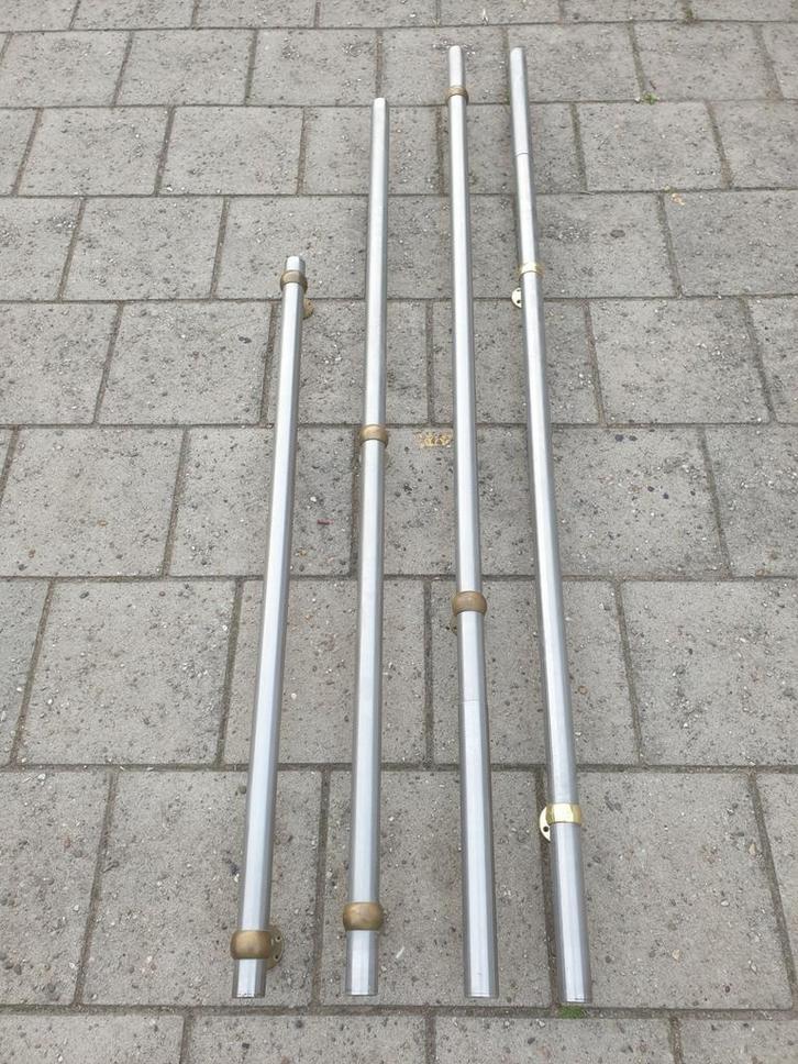 Mooie RVS trapleuningen met geel koperen muur bevestiging, Doe-het-zelf en Verbouw, Ladders en Trappen, Zo goed als nieuw, Minder dan 2 meter