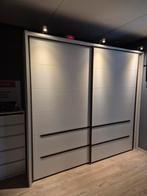 Degelijke kledingkast ( geen ikea kwaliteit), Huis en Inrichting, Ophalen of Verzenden, Zo goed als nieuw, 50 tot 75 cm, 200 cm of meer