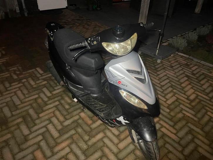 Opknap scooter, Fietsen en Brommers, Brommeronderdelen | Scooters, Gebruikt, Overige merken, Overige typen, Ophalen