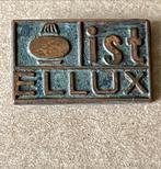 Oud Speldje ISC Ellux, Ophalen of Verzenden, Gebruikt, Merk, Speldje of Pin