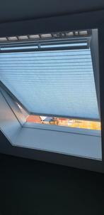 Velux plisségordijn zolderraam. 50 Euro, Ophalen of Verzenden, 50 tot 100 cm, Minder dan 100 cm