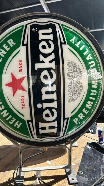 Heineken Lichtreclame Bord beschikbaar voor biedingen