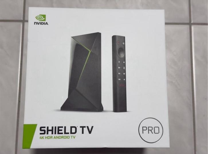 Nvidia Shield Tv Pro Android Tv streamer, Audio, Tv en Foto, Mediaspelers, Zo goed als nieuw, Ophalen