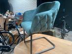 Stoel Paulette aqua blauw gecapitonneerd velvet fluweel, Huis en Inrichting, Stoelen, Nieuw, Blauw, Stof, Ophalen of Verzenden