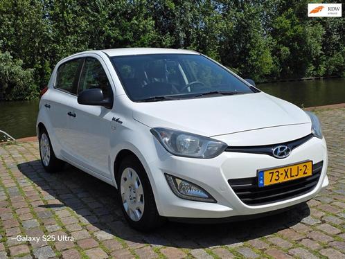 Hyundai I20 1.2i Business Edition 3e eigenaar dealer onderho, Auto's, Hyundai, Bedrijf, Te koop, i20, ABS, Airbags, Airconditioning