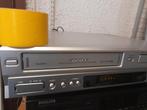 Daewoo SD -8100      vhs  videorecorder. en dvd. In 1 combi, Audio, Tv en Foto, Videospelers, VHS-speler of -recorder, Ophalen of Verzenden