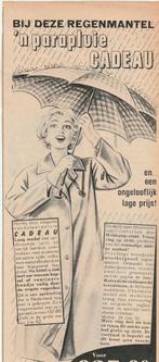 Retro reclame 1959 Wehkamp dames regenmantel & parapluie, Verzamelen, Verzenden, Overige typen
