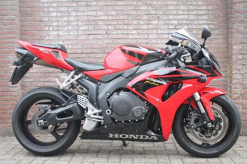 Honda CBR 1000rr / 1000 rr Fireblade (2006) nette staat!, Motoren, Motoren | Honda, Bedrijf, Super Sport, 4 cilinders, Ophalen