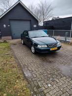 Volvo S70 2.5 1998 Groen, Auto's, Volvo, Voorwielaandrijving, 74 €/maand, 1384 kg, S70