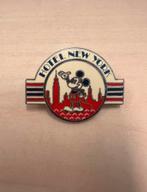 Disneyland Paris hotel anew York Pin, Ophalen of Verzenden, Overige figuren, Nieuw