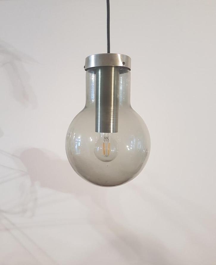 Vintage Raak Maxi Globe hanglamp, Huis en Inrichting, Lampen | Hanglampen, Gebruikt, Minder dan 50 cm, Glas, Metaal, Ophalen of Verzenden