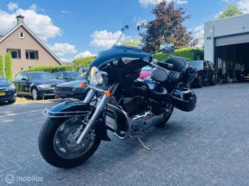 Suzuki VL 1500 Intruder Bagger / 30.000 km dealer onderhoude beschikbaar voor biedingen