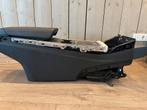 tesla model y midden console, Ophalen, Gebruikt