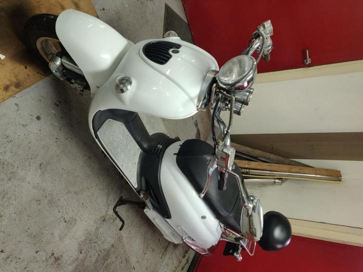 Snorscooter, Fietsen en Brommers, Snorfietsen en Snorscooters, Gebruikt, Overige merken, Elektrisch, Ophalen