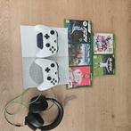 XBOX-ONE zo goed als nieuw. Met 2 controllers, headset., 500 GB, Xbox One, Met 2 controllers, Ophalen of Verzenden