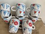 8 C1000 Douwe Egberts senseo vlaggen burendag mokken 2 afb, Huis en Inrichting, Keuken | Servies, Ophalen of Verzenden, Zo goed als nieuw
