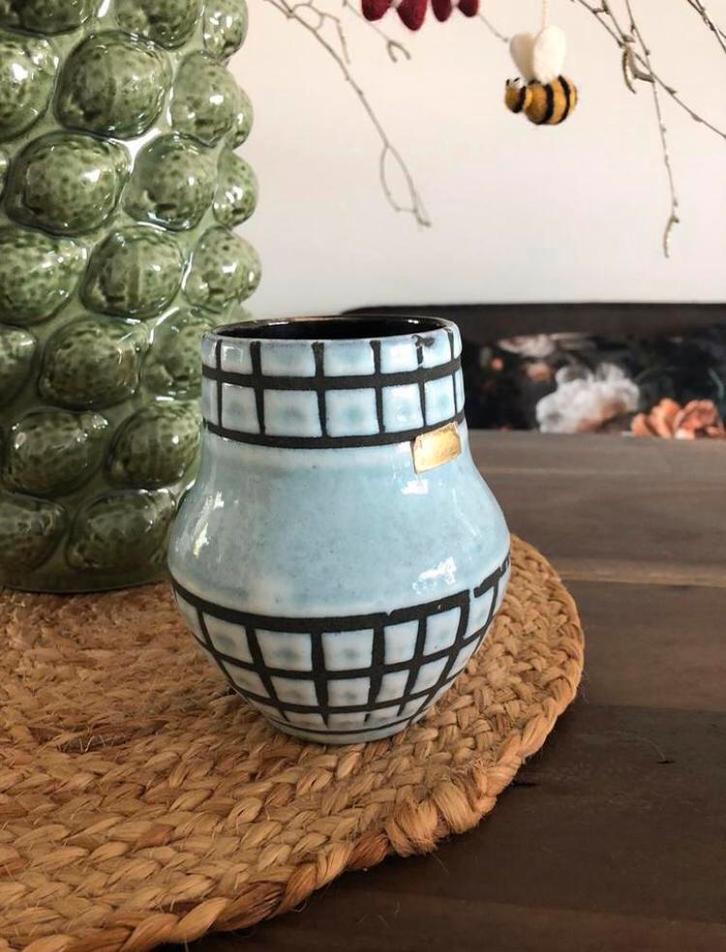 💝 Vintage retro SCHEURICH vaasje lichtblauw zwart, Verzamelen, Retro, Huis en Inrichting, Ophalen of Verzenden