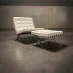 Knoll Barcelona chair + ottoman, Huis en Inrichting, Design klassieker, Leer, Zo goed als nieuw, Ophalen
