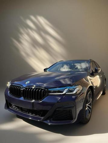 BMW 5-serie Touring 530e xDrive Laser Pano M-Sport H/K INDIV beschikbaar voor biedingen