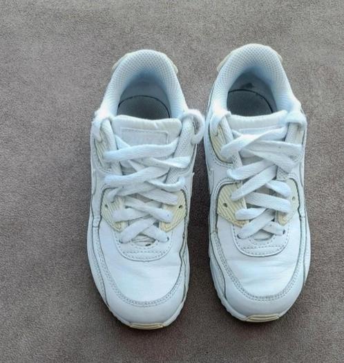 Nike gympen maat 28, Kinderen en Baby's, Kinderkleding | Schoenen en Sokken, Zo goed als nieuw, Sportschoenen, Jongen of Meisje