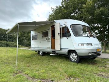 Hele nette Hymer 654 integraal camper. Fransbed, hefbed. beschikbaar voor biedingen