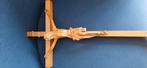 Houten kruisbeeld, Antiek en Kunst, Ophalen of Verzenden