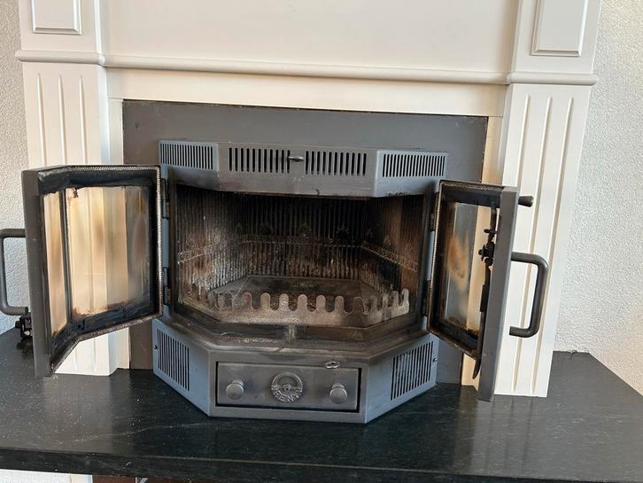 Reina Houtkachel Inbouw met Ventilator - Zelf Demonteren, Huis en Inrichting, Haarden, Gebruikt, Houthaard, Ophalen