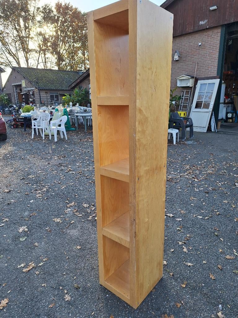 smalle kast, Huis en Inrichting, Kasten | Boekenkasten, Ophalen, Met plank(en), Minder dan 50 cm, Gebruikt