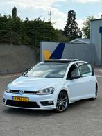 Volkswagen Golf 1.4 TSI DSG HIGHLINE PANO 140PK 2014 Wit VW, Auto's, Zwart, 4 cilinders, Wit, Bluetooth