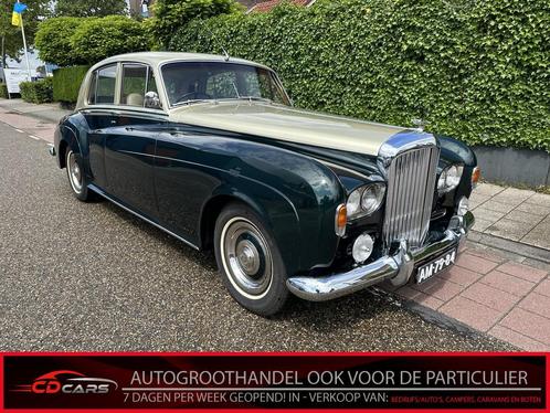 Bentley s3 6.2 204 Pk (bj 1964, automaat), Auto's, Oldtimers, Bedrijf, Te koop, Elektrische ramen, Lederen bekleding, Metallic lak