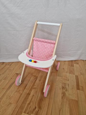 Hape poppenwagen.  beschikbaar voor biedingen