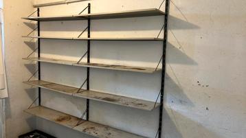 Jaren 60 wandsysteem 5 dubbele rijen retro vintage beschikbaar voor biedingen