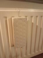 2x Witte Radiatorbakjes met Motief - Luchtbevochtigers, Gebruikt, Minder dan 30 cm, Overige typen, Minder dan 60 cm