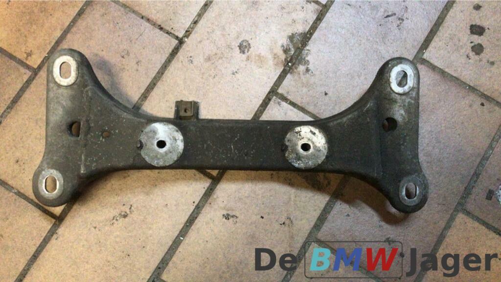 versnellingsbak draagbalk BMW E81 E84 E90 E91 22316778058, Gebruikt, Ophalen of Verzenden, BMW, BMW