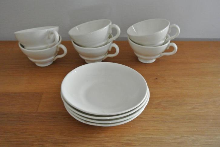 kinderserviesje Berlijn Petrus Regout kop en schotels, Antiek en Kunst, Antiek | Servies los, Ophalen of Verzenden