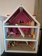 Houten poppenhuis  20 euro, Ophalen, Zo goed als nieuw