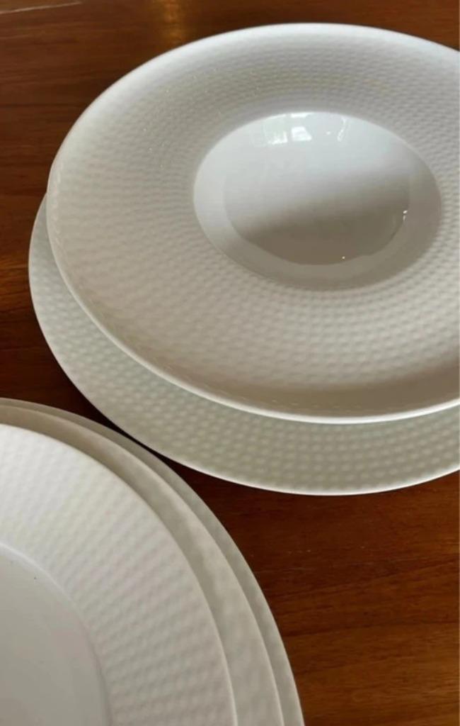6 Ariane fine porcelain borden, Huis en Inrichting, Keuken | Servies, Zo goed als nieuw, Bord(en), Overige stijlen, Porselein
