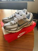 Nike Zoom Vomero 5 "Grey Gold", Kleding | Heren, Schoenen, Wit, Ophalen of Verzenden, Sneakers of Gympen, Zo goed als nieuw