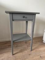 2x nachtkastje grijs hemnes, Ophalen of Verzenden, Zo goed als nieuw, Minder dan 45 cm