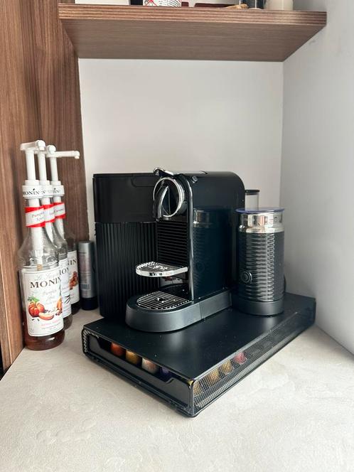 20個 ≥ Nespresso Citiz & Milk Limousine Black — Koffiezetapparaten