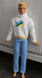 Barbie kleding nieuw - Ken blauw broek witte trui sweater, Ophalen of Verzenden, Nieuw, Barbie