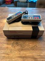 Nintendo Nes 8 bit, Spelcomputers en Games, Spelcomputers | Nintendo NES, Met 2 controllers, Met games, Ophalen of Verzenden, Zo goed als nieuw