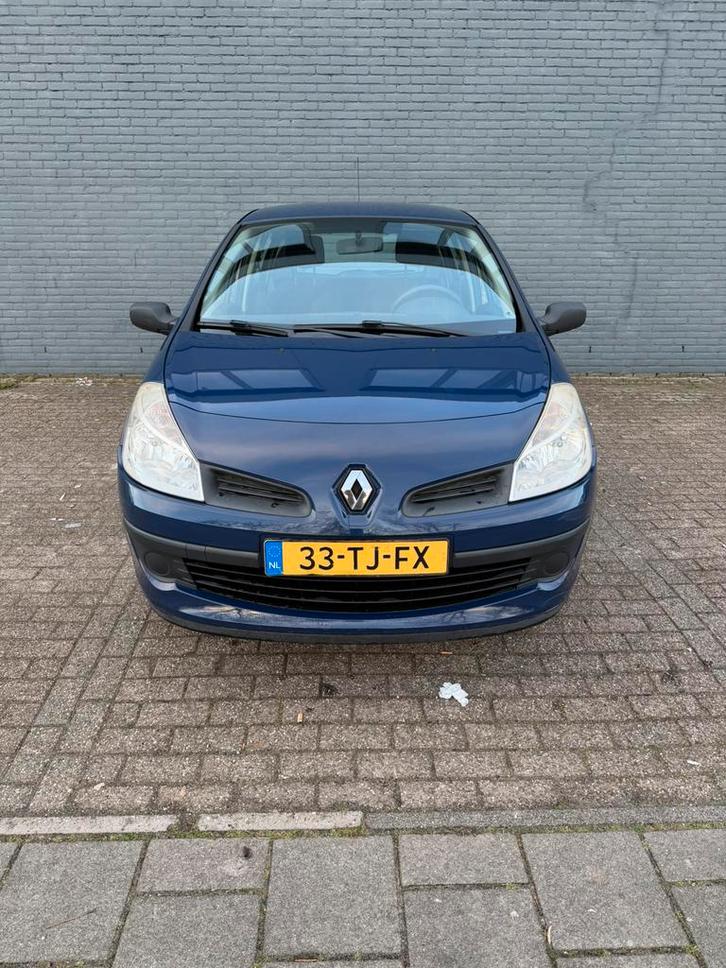 Renault Clio 1.2 16V 55KW 5-DRS E4 2006 Blauw, Auto's, Renault, Particulier, Clio, Airbags, Airconditioning, Centrale vergrendeling