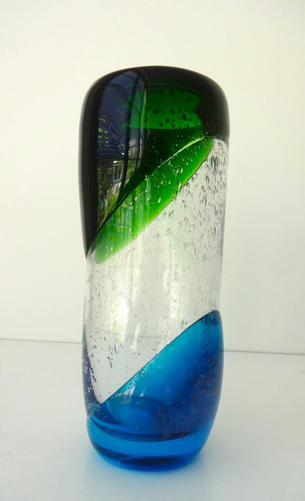 Glazen vaas helder luchtbellen met groen en blauw 3737-g, Antiek en Kunst, Antiek | Glas en Kristal, Ophalen of Verzenden