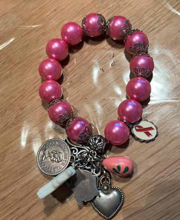 Armband Pink Ribbon op elastiek bedels beschikbaar voor biedingen