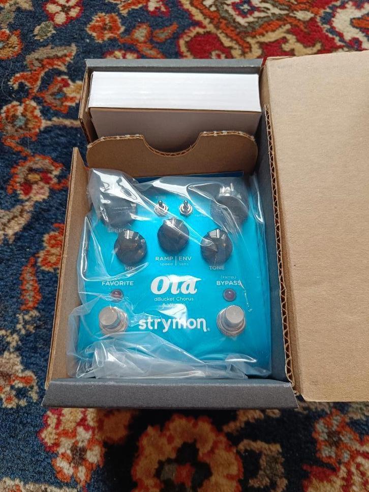 Strymon Ola dBucket Chorus Vibrato, Muziek en Instrumenten, Effecten, Nieuw, Chorus, Overige typen, Ophalen of Verzenden