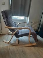 Grijze schommelstoel met voetensteun - zo goed als nieuw, Huis en Inrichting, Fauteuils, Ophalen, Hout, 75 tot 100 cm, Zo goed als nieuw